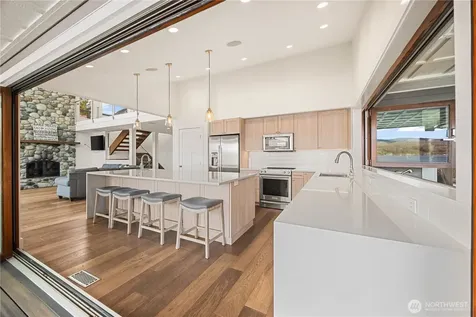 21 Grace Lane Chelan WA 98816