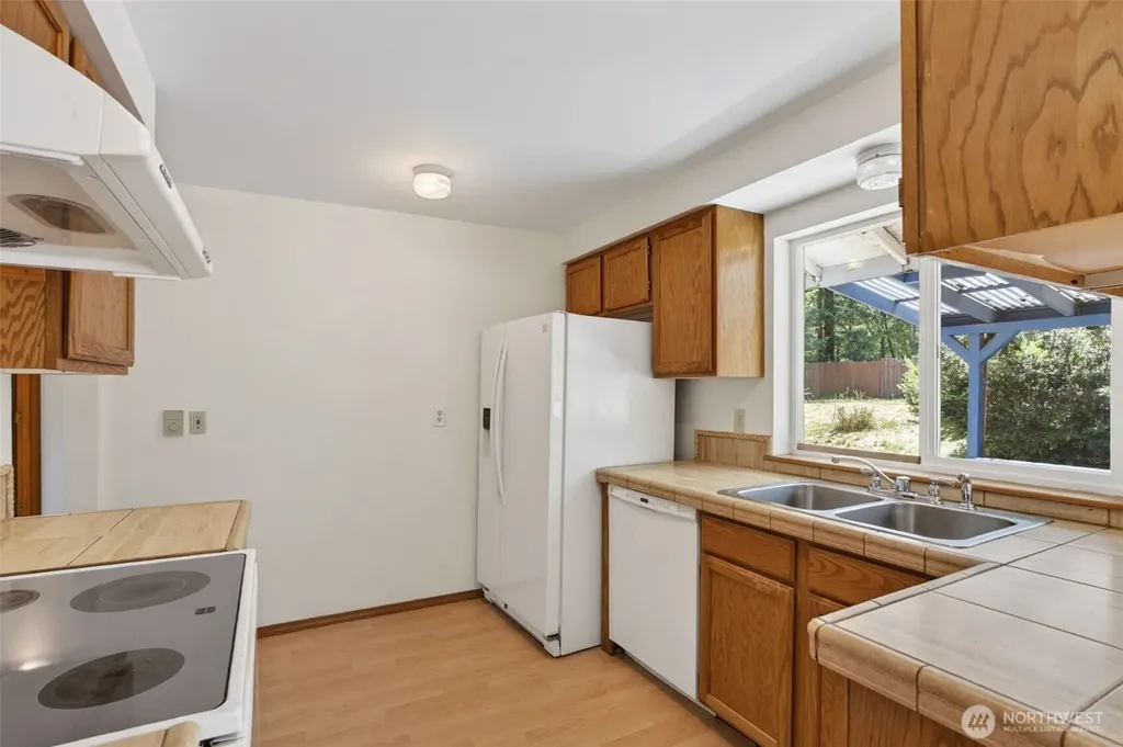 51 E Lambeth Way Shelton WA 98584