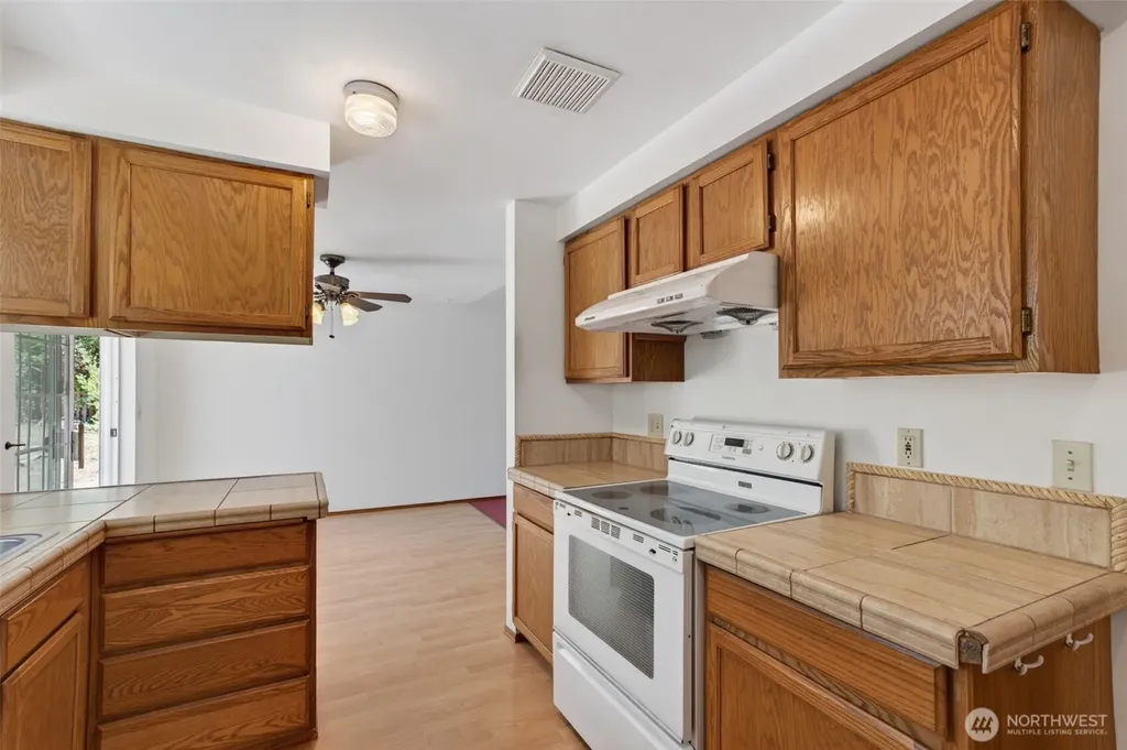 51 E Lambeth Way Shelton WA 98584