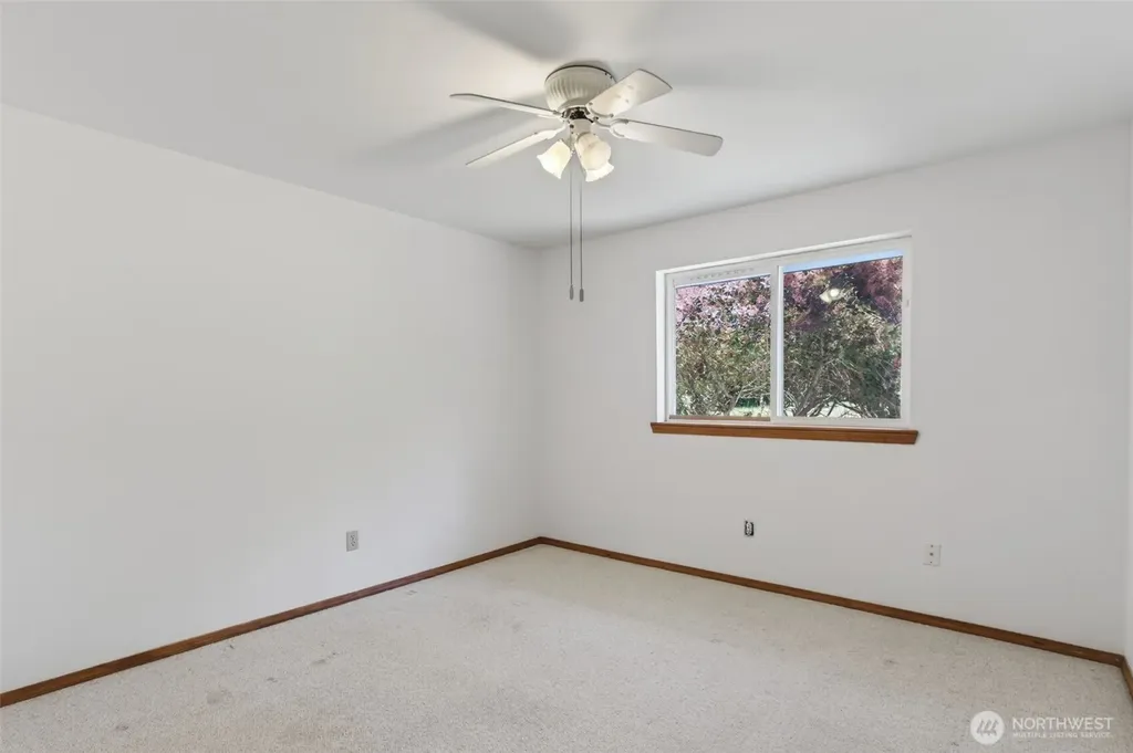 51 E Lambeth Way Shelton WA 98584