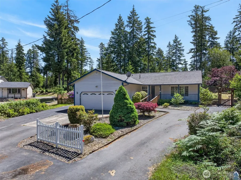 51 E Lambeth Way Shelton WA 98584