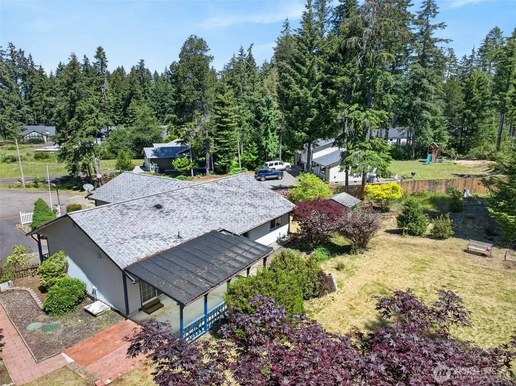 51 E Lambeth Way Shelton WA 98584