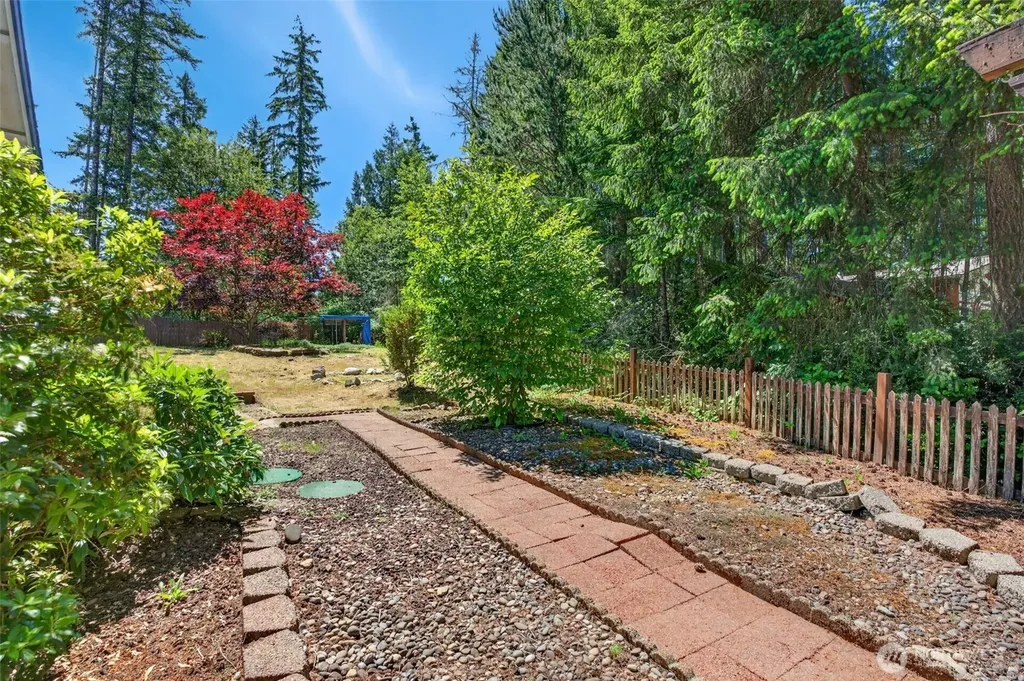 51 E Lambeth Way Shelton WA 98584