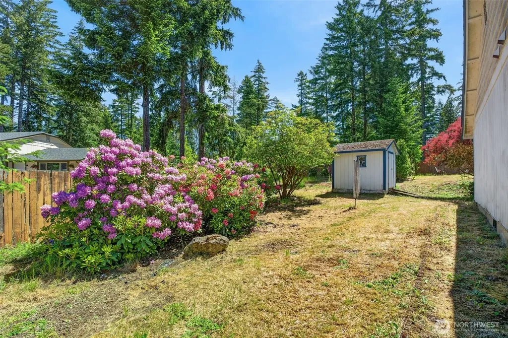 51 E Lambeth Way Shelton WA 98584