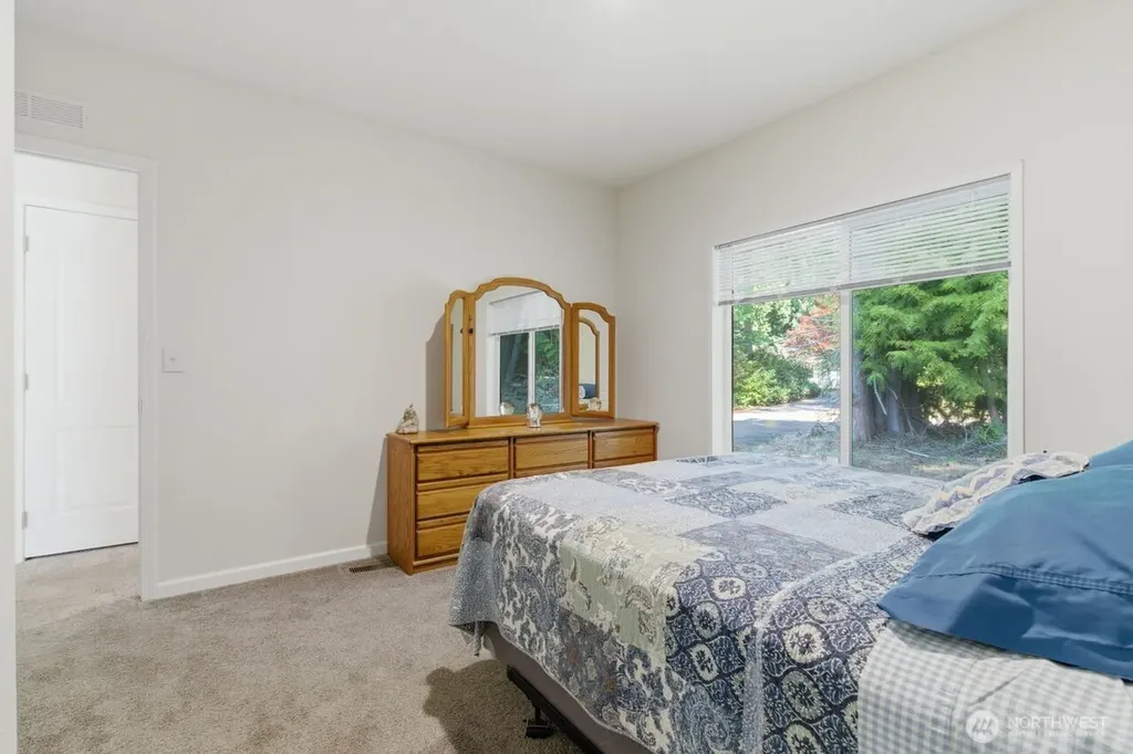 29377 Scenic Drive NE Poulsbo WA 98370