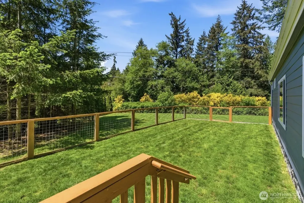 29377 Scenic Drive NE Poulsbo WA 98370