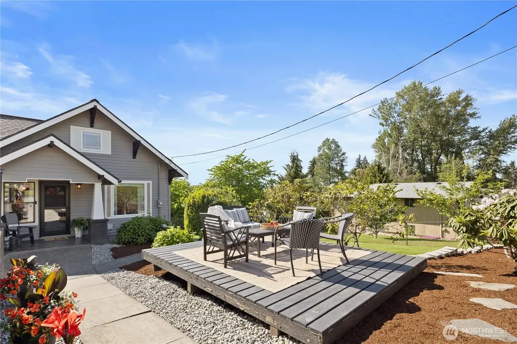 703 19th Avenue Milton WA 98354