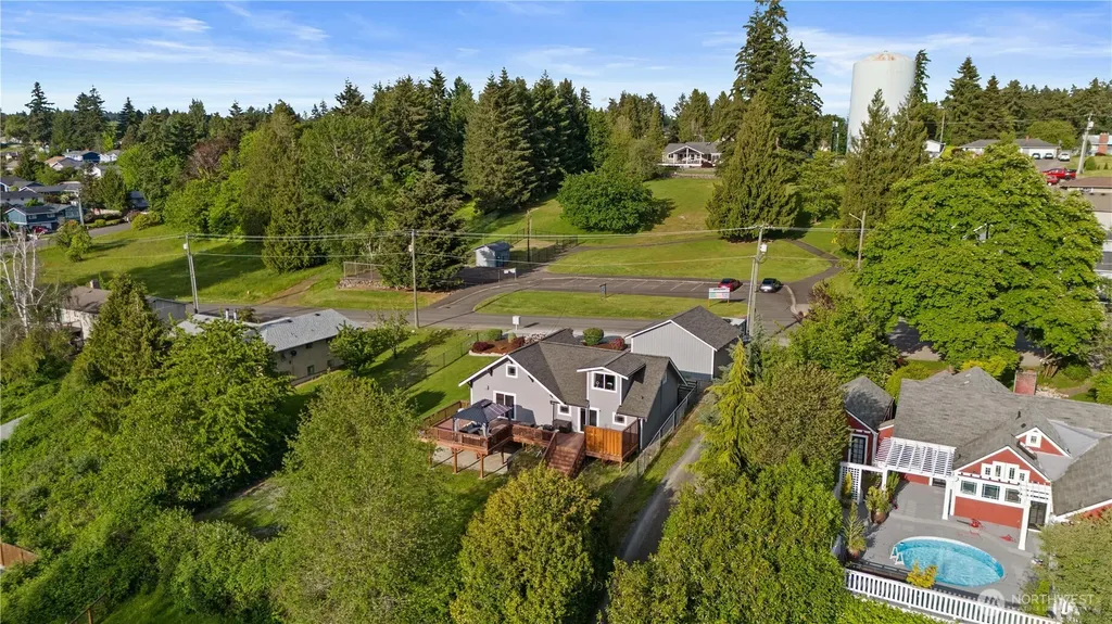 703 19th Avenue Milton WA 98354