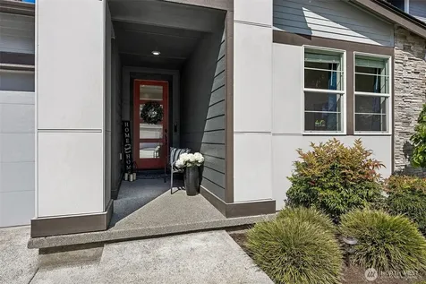 16914 127th Avenue Ct E Puyallup WA 98374