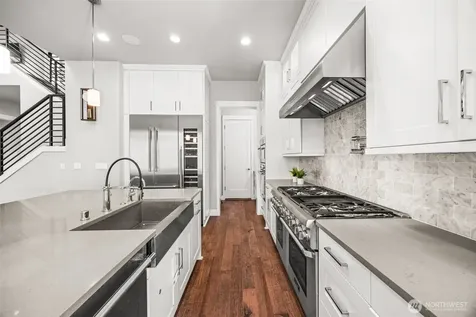 21888 SE 5th Place Sammamish WA 98074