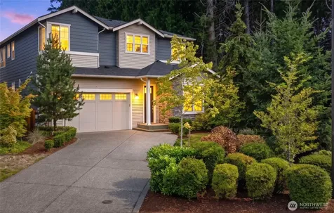 21888 SE 5th Place Sammamish WA 98074