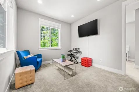 21888 SE 5th Place Sammamish WA 98074