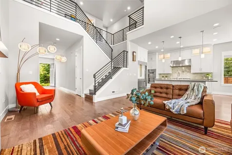 21888 SE 5th Place Sammamish WA 98074