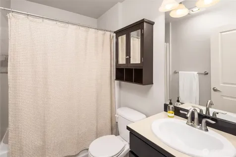 16159 SE 51st Place Bellevue WA 98006