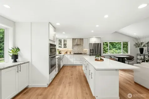 23307 49th Avenue SE Bothell WA 98021