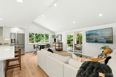 23307 49th Avenue SE Bothell WA 98021