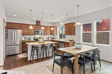 4843 Shelby Place Mount Vernon WA 98274