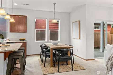 4843 Shelby Place Mount Vernon WA 98274