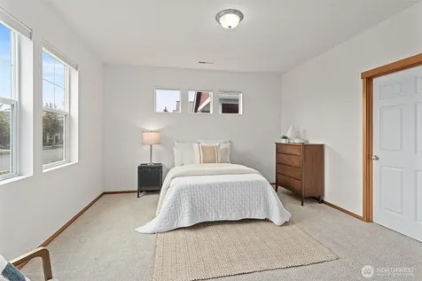 4843 Shelby Place Mount Vernon WA 98274