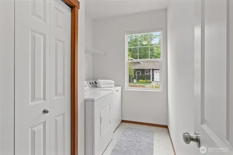 4843 Shelby Place Mount Vernon WA 98274