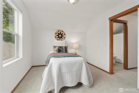 4843 Shelby Place Mount Vernon WA 98274