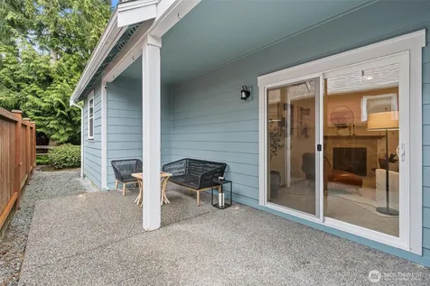 4843 Shelby Place Mount Vernon WA 98274