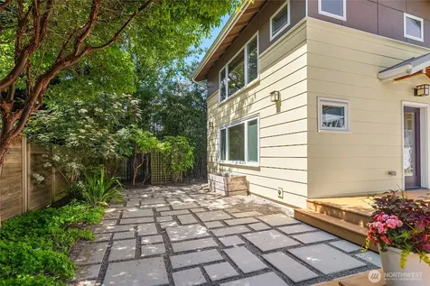 6719 9th Avenue NW Seattle WA 98117