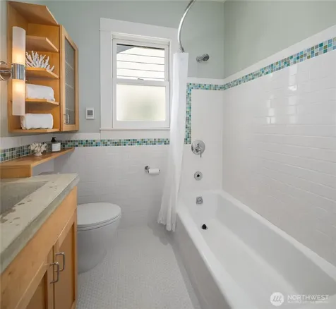 6719 9th Avenue NW Seattle WA 98117