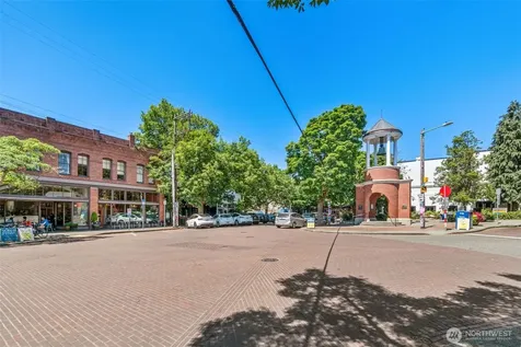 6747 15th Avenue NW Seattle WA 98117