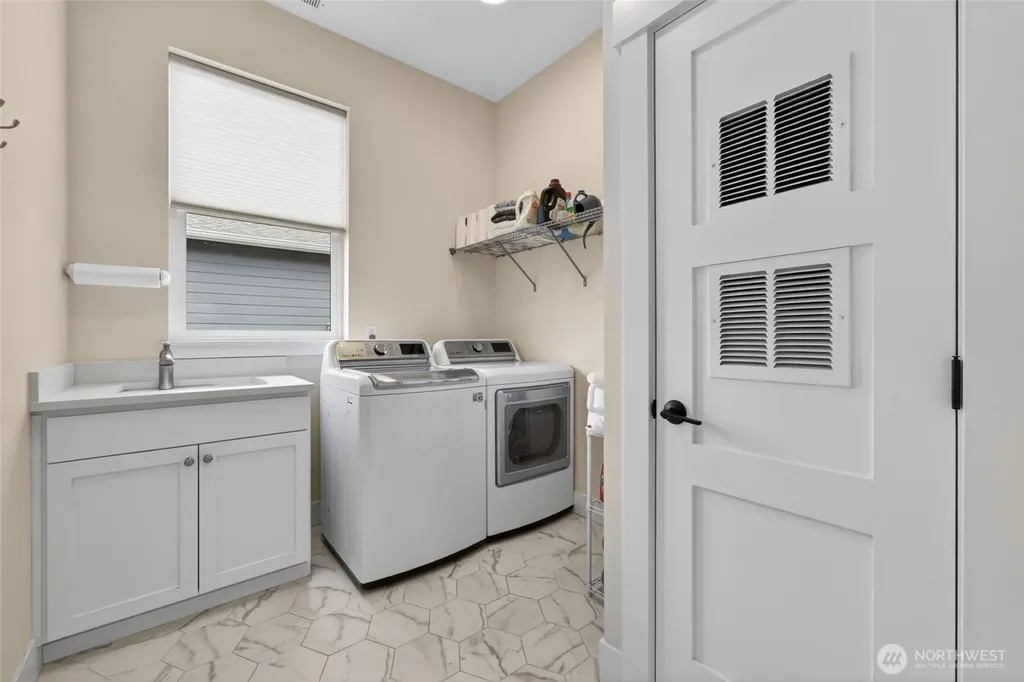 2130 5th Place Snohomish WA 98290