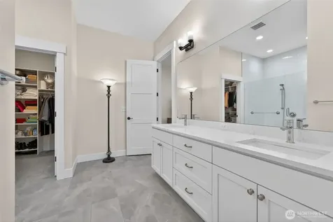 2130 5th Place Snohomish WA 98290