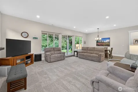 2130 5th Place Snohomish WA 98290