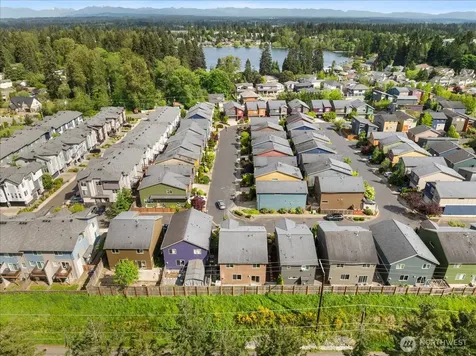 15806 14th Avenue W Lynnwood WA 98087