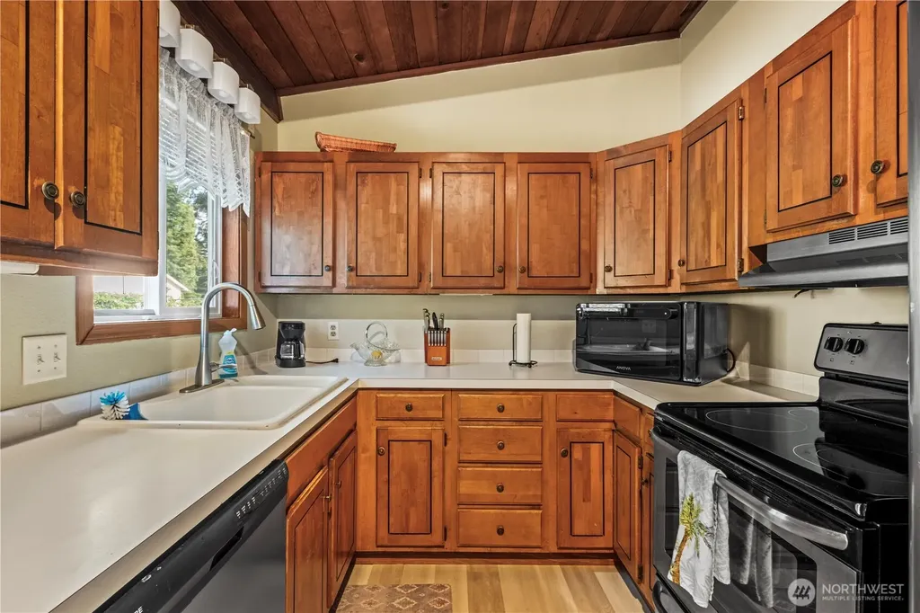 13400 3rd Avenue S Burien WA 98168