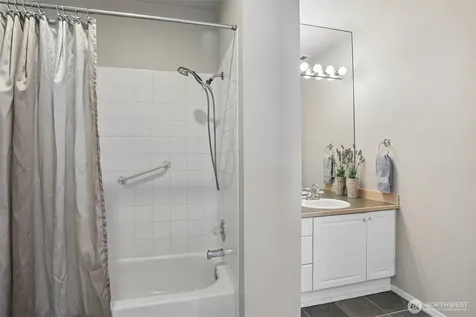 440 S 51st Court Renton WA 98055