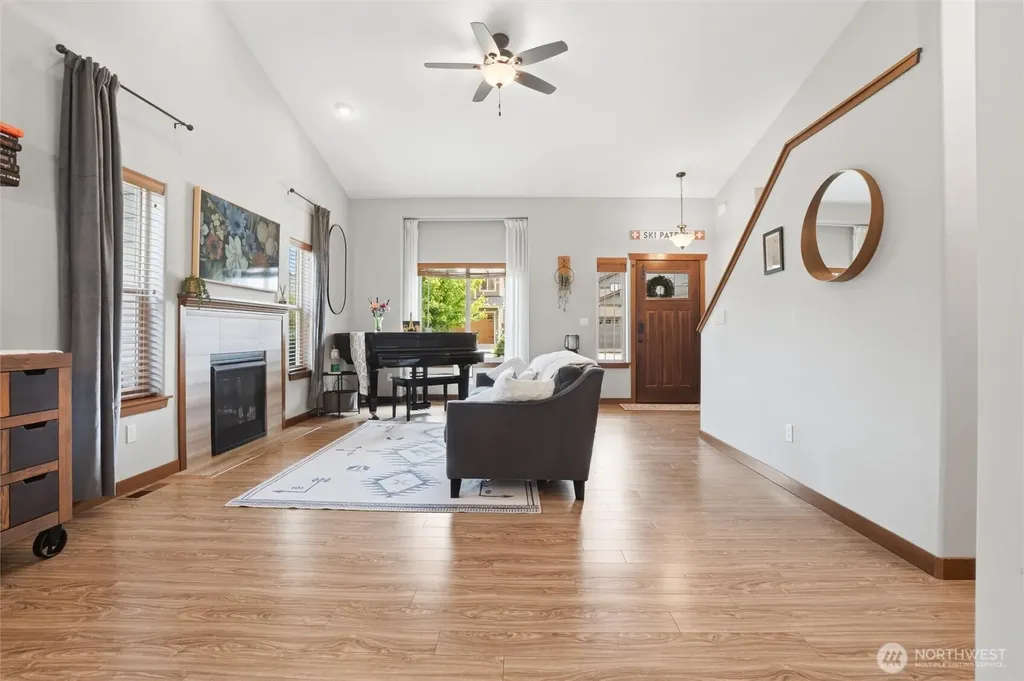 5124 NW Cannon Circle Silverdale WA 98383