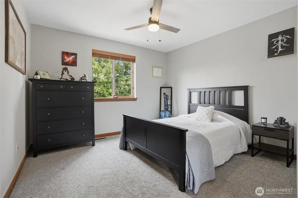 5124 NW Cannon Circle Silverdale WA 98383