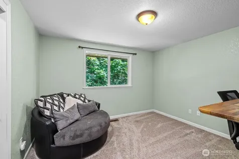 10429 34th Drive SE Everett WA 98208