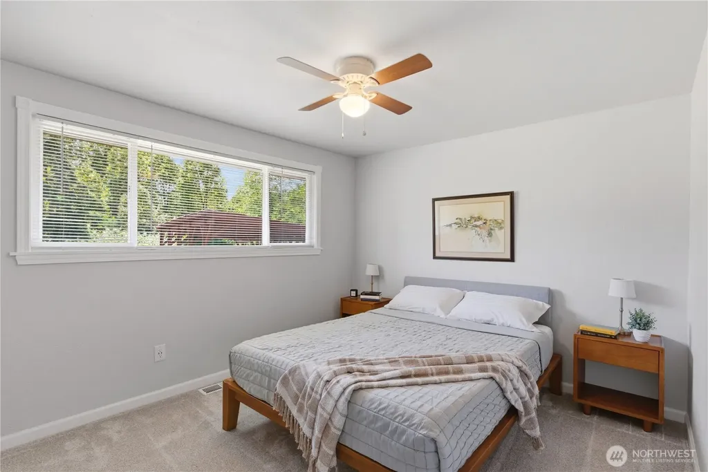 847 NE Michelle Court Bremerton WA 98311
