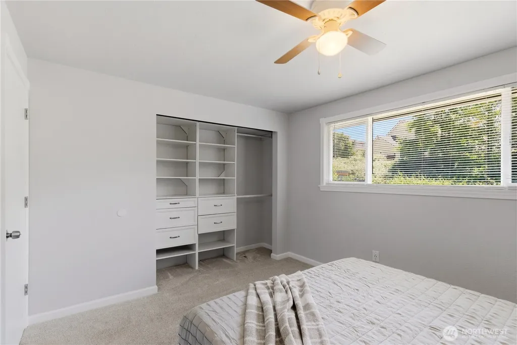 847 NE Michelle Court Bremerton WA 98311