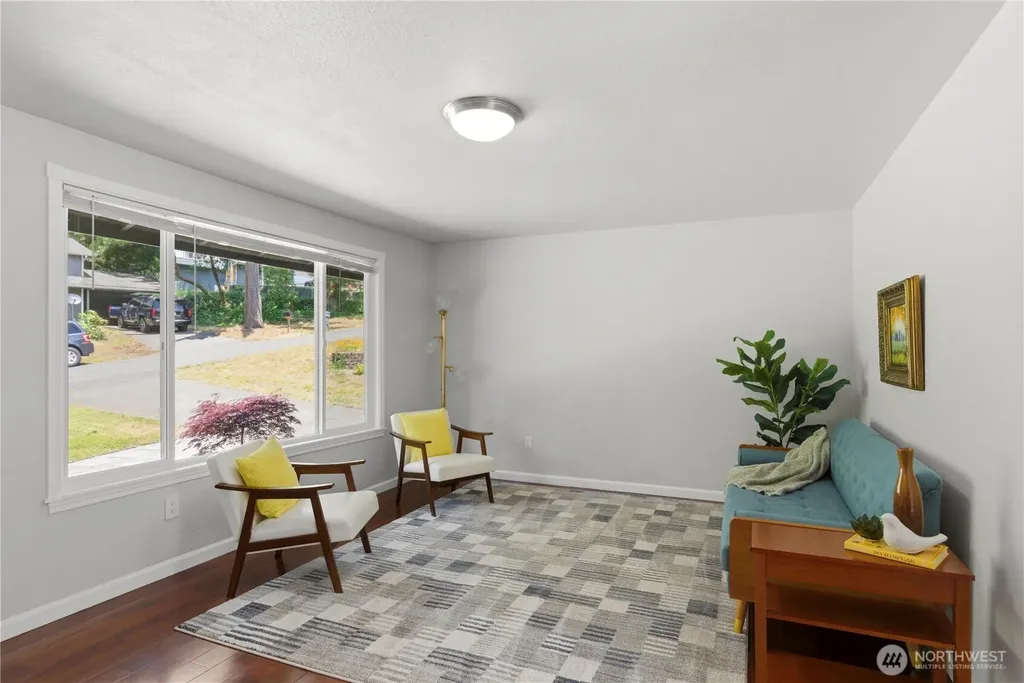 847 NE Michelle Court Bremerton WA 98311