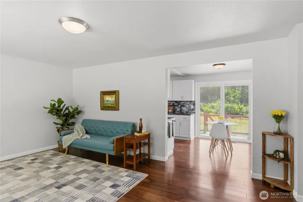 847 NE Michelle Court Bremerton WA 98311