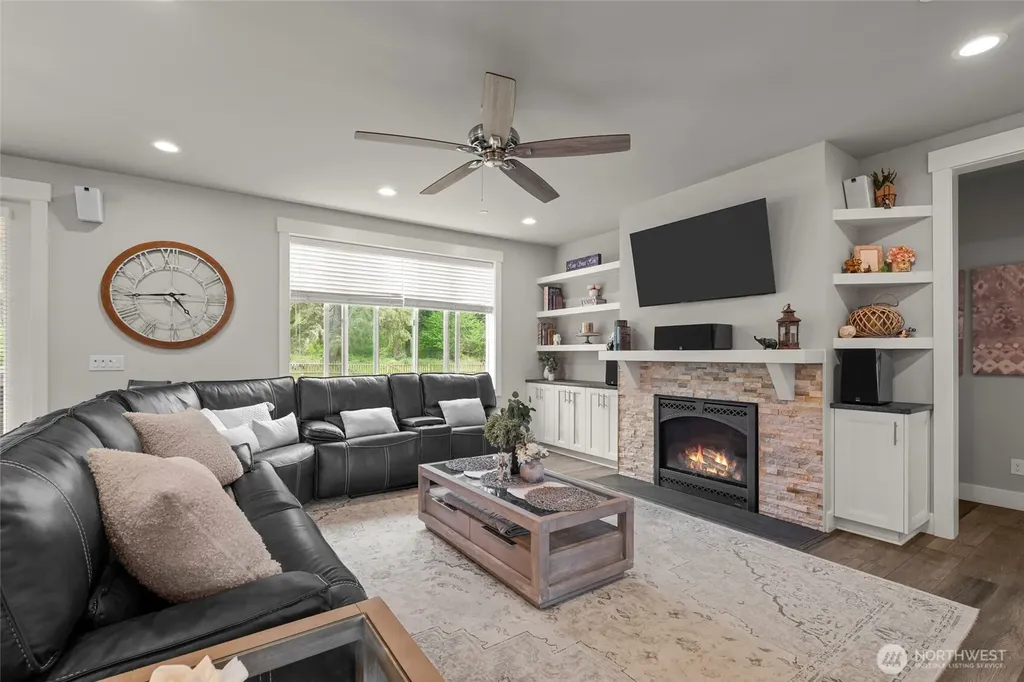 3010 342nd Street Ct S Roy WA 98580