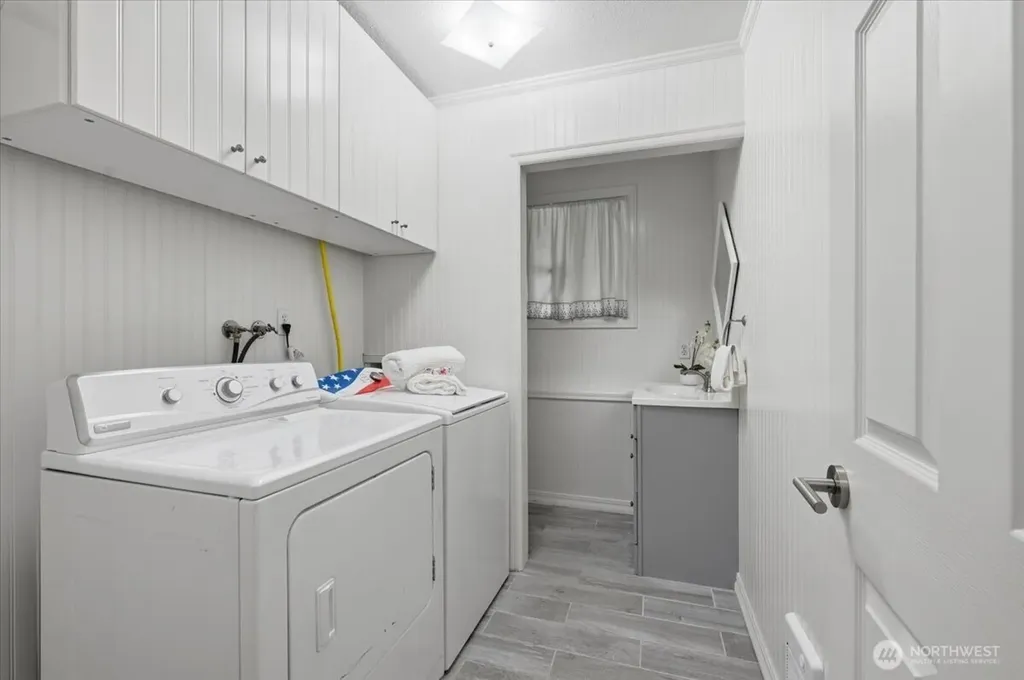 11314 E Ibberson Drive Everett WA 98208