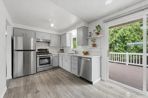 11314 E Ibberson Drive Everett WA 98208