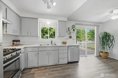 11314 E Ibberson Drive Everett WA 98208