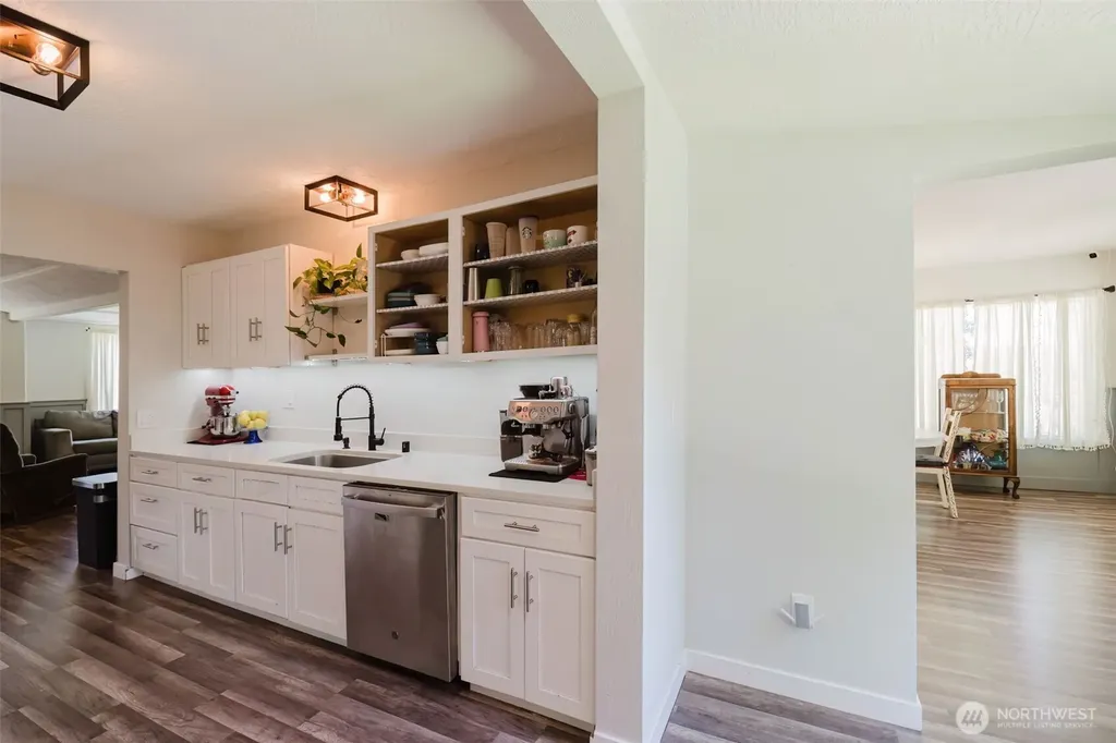 918 Ellinor Avenue Shelton WA 98584
