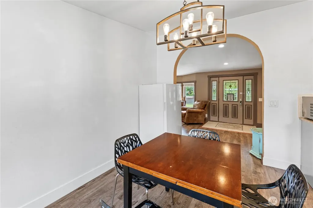 8324 Golden Valley Boulevard Maple Falls WA 98266