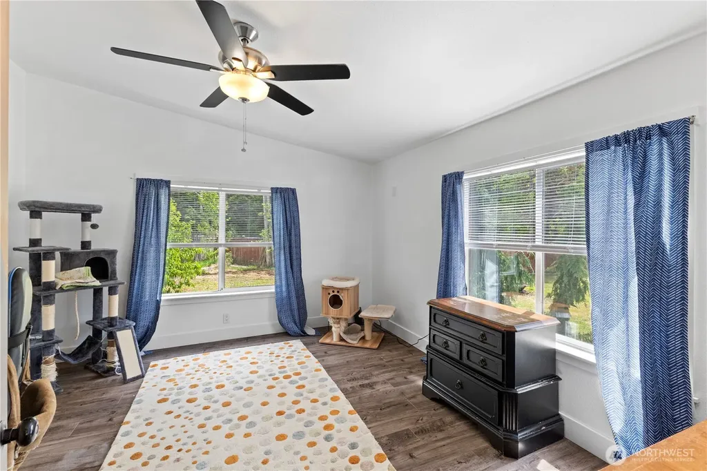 8324 Golden Valley Boulevard Maple Falls WA 98266