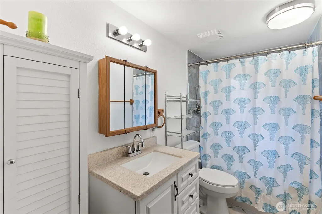 8324 Golden Valley Boulevard Maple Falls WA 98266